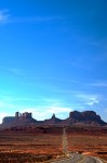 Early morning sky I 163 - Monument Valley, approaching from Mexican Hat